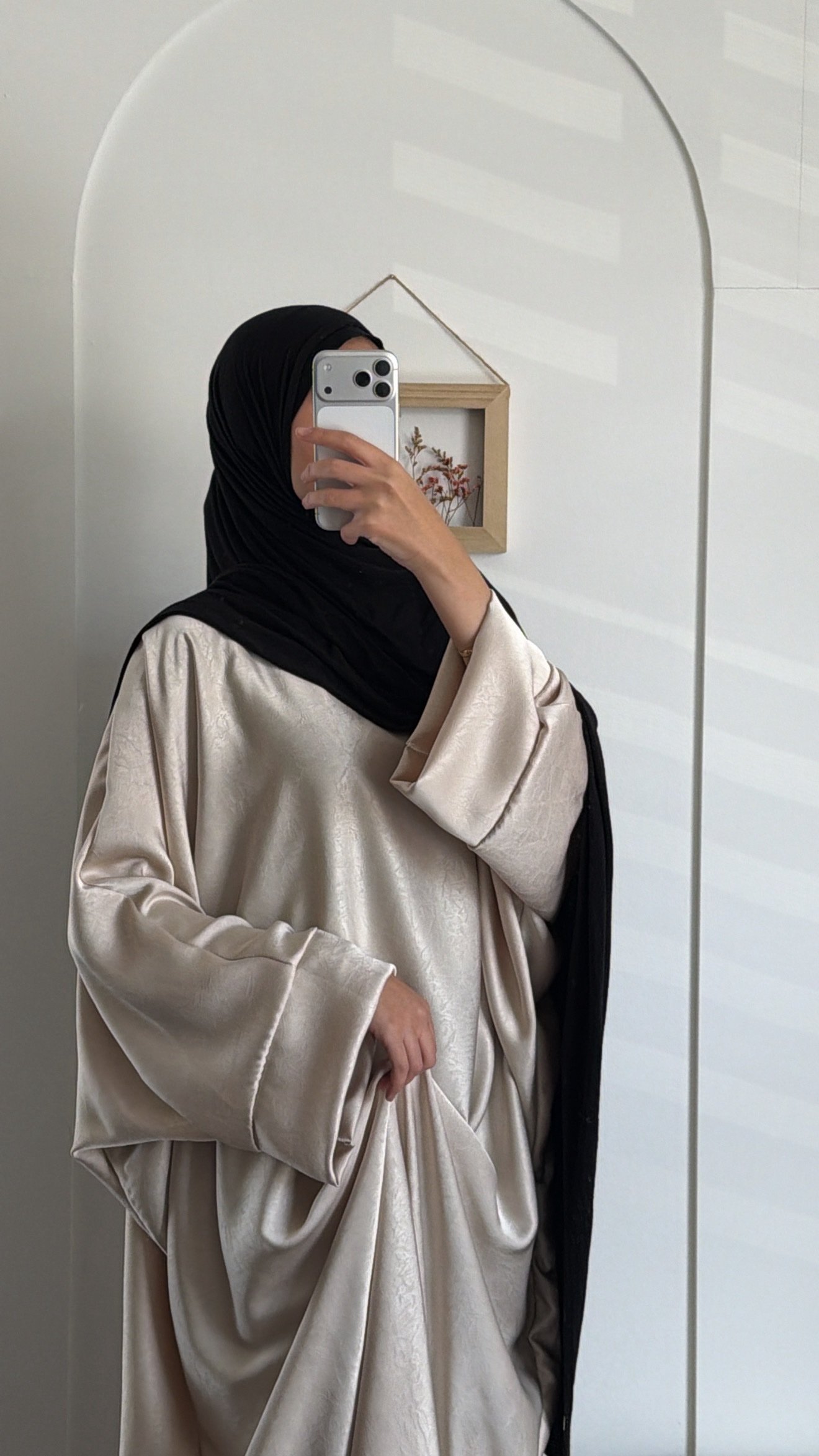 Abaya Zayra